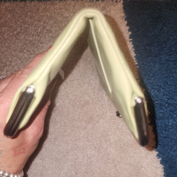 HOBO Light Green Clutch - Picture 5 of 7